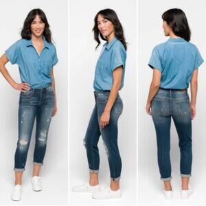 Judy Blue Distressed Relaxed Fit Jeans Size 3/26